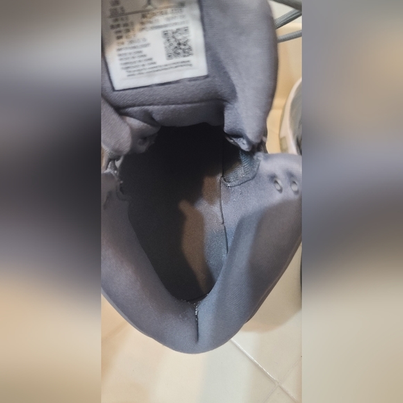 Nike Air Jordan Max Aura Cool Gray Size 10.5 - Picture 6 of 7